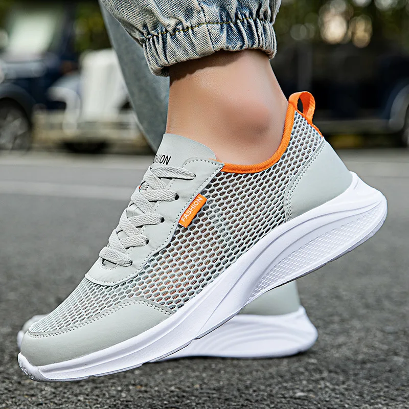 

running shoes men 2025 Spring and Autumn Simple Lightweight Breathable sneakers women Outdoor Anti-slip Jogging Casual shoes