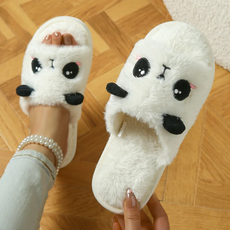 

Cartoon Panda Plush Lightweight Indoor Slippers For Men And Women, Suitable For All Seasons, Can Be Worn In Large Sizes