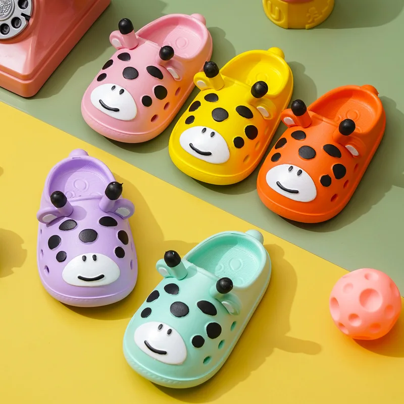 Summer Boys Girs Baby Clogs Rabbit Slippers Non Slip Beach Shoes Hole Breathable Shoes Sports Boys and Girls Walking Shoes Baby