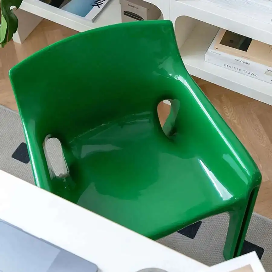 Grüner Esszimmerstuhl aus Kunststoff, Designer-Stil, hohe Rückenlehne, moderne Armlehnen, weiß, ergonomischer Party-Sessel, Waschtisch, Comedor, Hotelmöbel