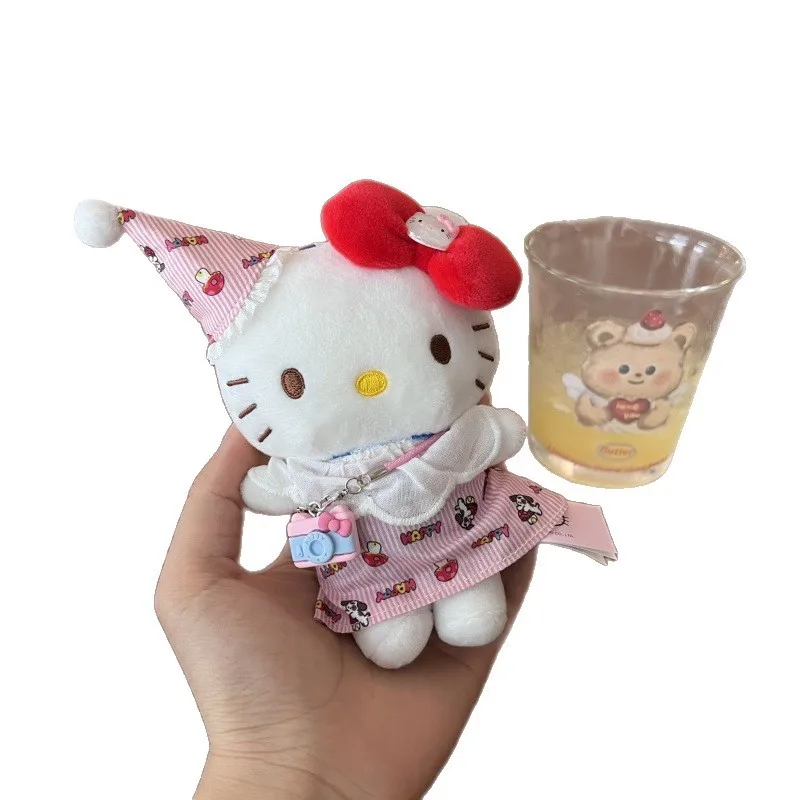 วันเกิด Hello Kitty ตุ๊กตาตุ๊กตาแมวสีชมพูพวงกุญแจญี่ปุ่นน่ารักการ์ตูนกระเป๋า Charm พวงกุญแจของขวัญ