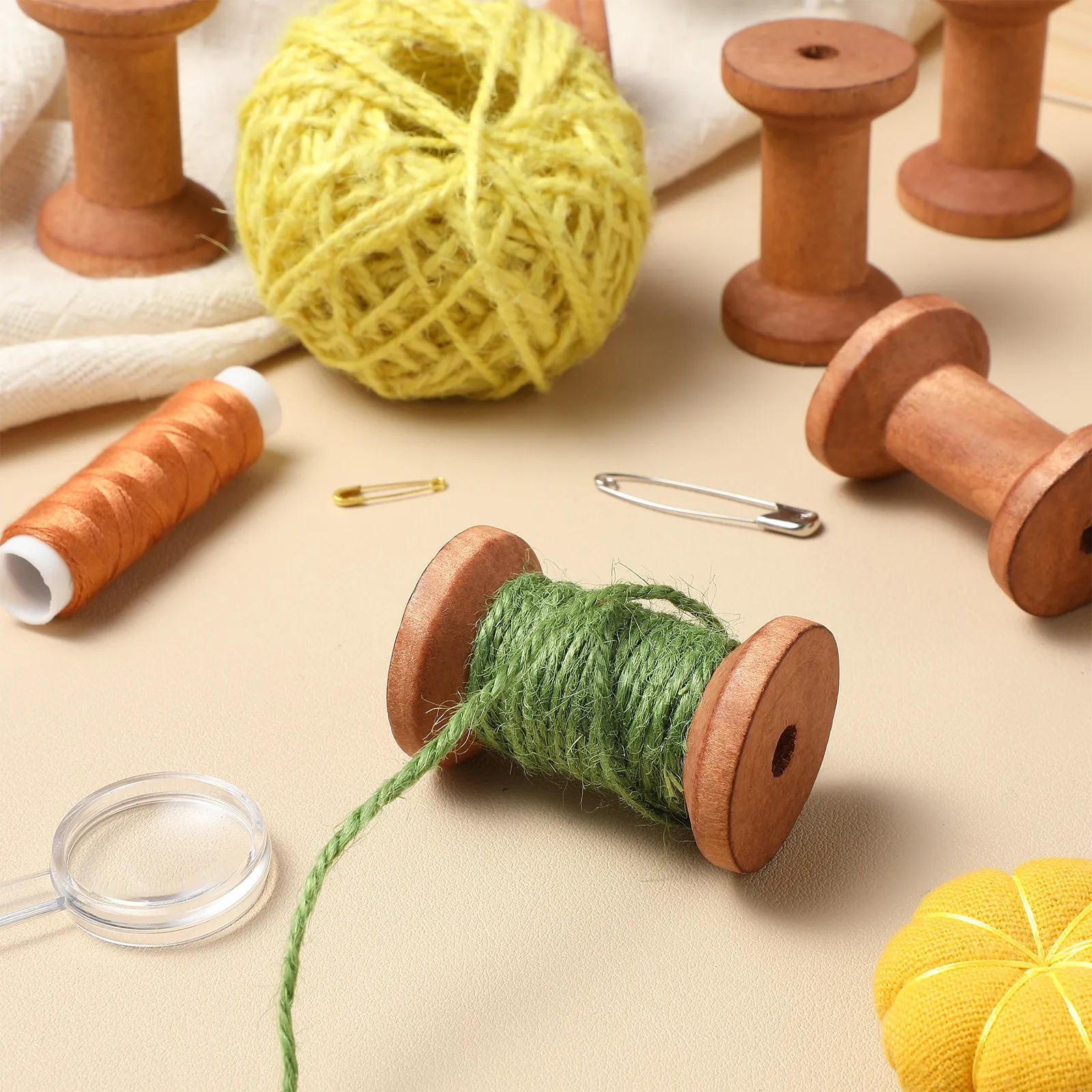 20Pcs Wood Thread Spools Empty Bobbins for Embroidery Sewing Yarn Ribbon Winding Organizer Rustic Charm Tidy Craft Storage