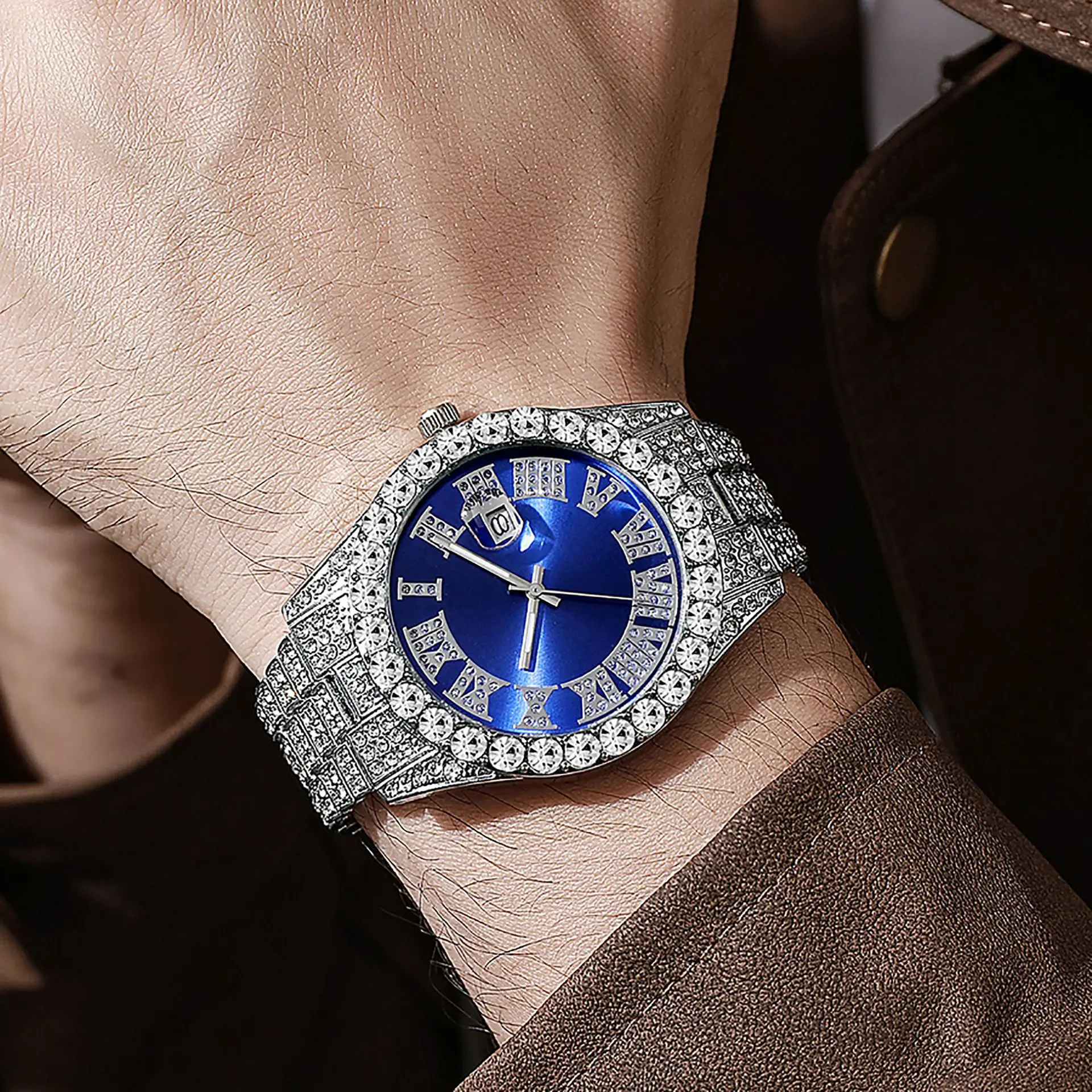 Fashion Luxury Hip Hop Diamond Style Square Men's Watch Shiny Crystal Stainless Steel Quartz Sports Men's Watch