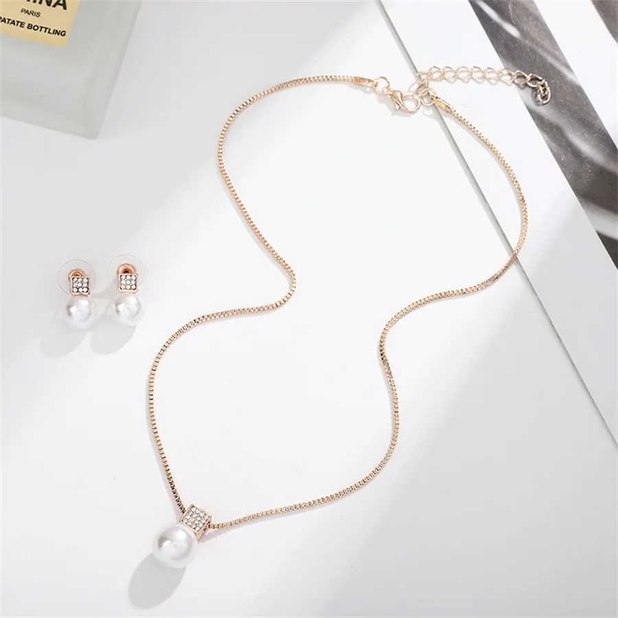 3pcs Set New Arrival Fashion Geometric Square Zircon Pearl Necklace Stud Earring for Women Luxury Wedding Bride Jewelry Set Gift image 3