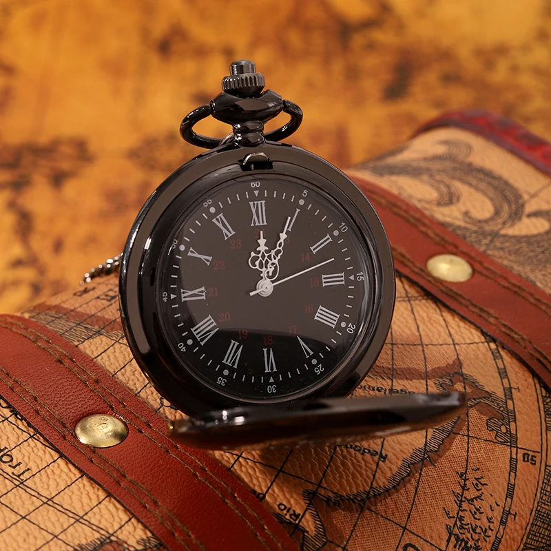 นาฬิกาพกสีดำสุดหรูสำหรับเพื่อนเจ้าบ่าวสามีของฉันนาฬิกาควอตซ์ย้อนยุคแกะสลักจี้นาฬิกาพกแบบย้อนยุค