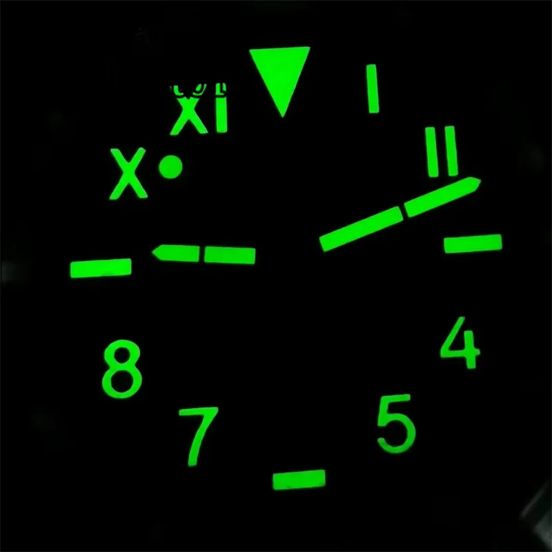 ساعة غطس أوتوماتيكية مزودة بحافظة مصقولة ، كاليفورنيا ، قرص أصفر أسود ، كريستال ياقوت أخضر مضيء ، NH35A مطاطي ، حزام 38