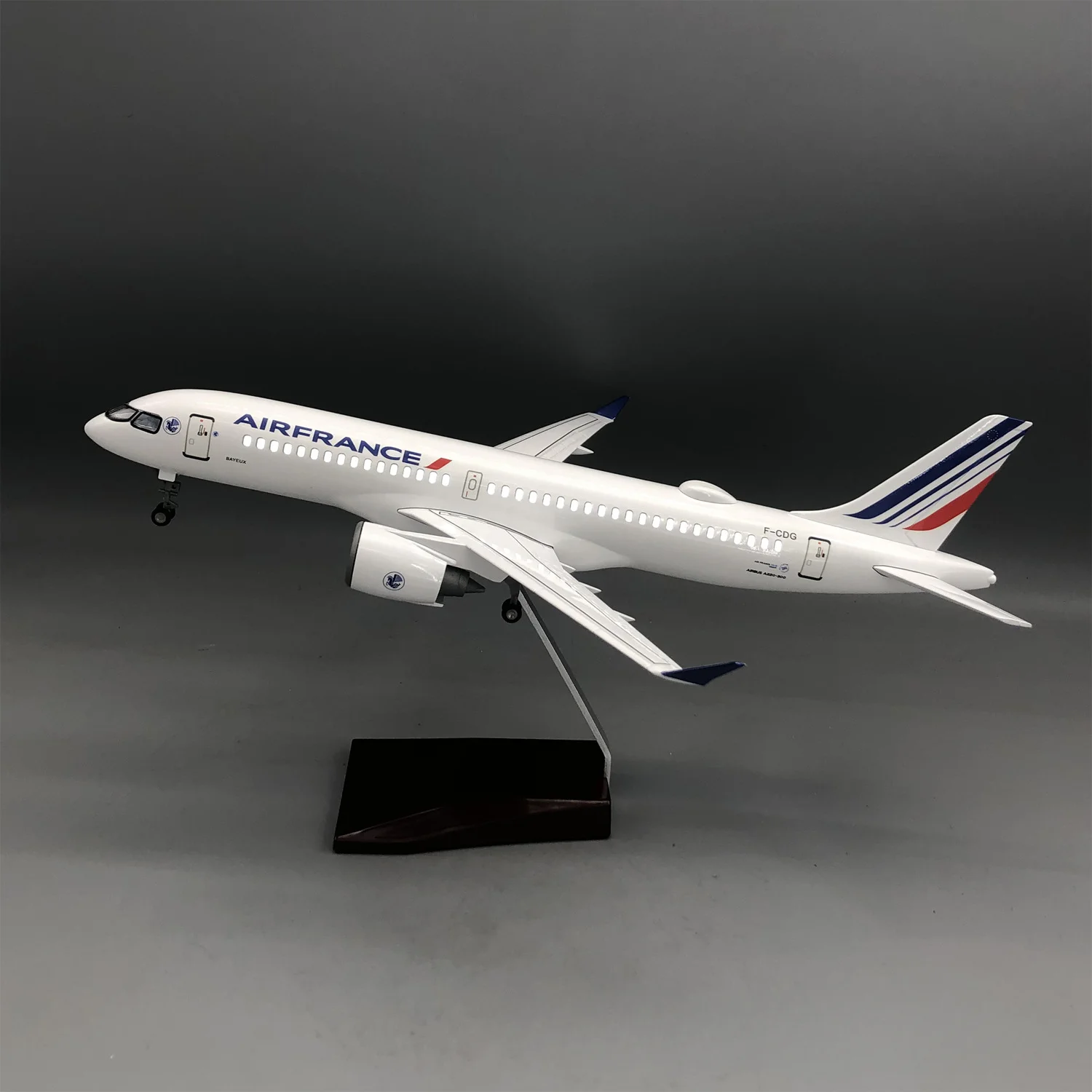 1/100 Scale Air France A220-300 Complete Model Airplane Kit Diecast Aircraft With Landing Gear Wheel For Aviation Souvenir Gift