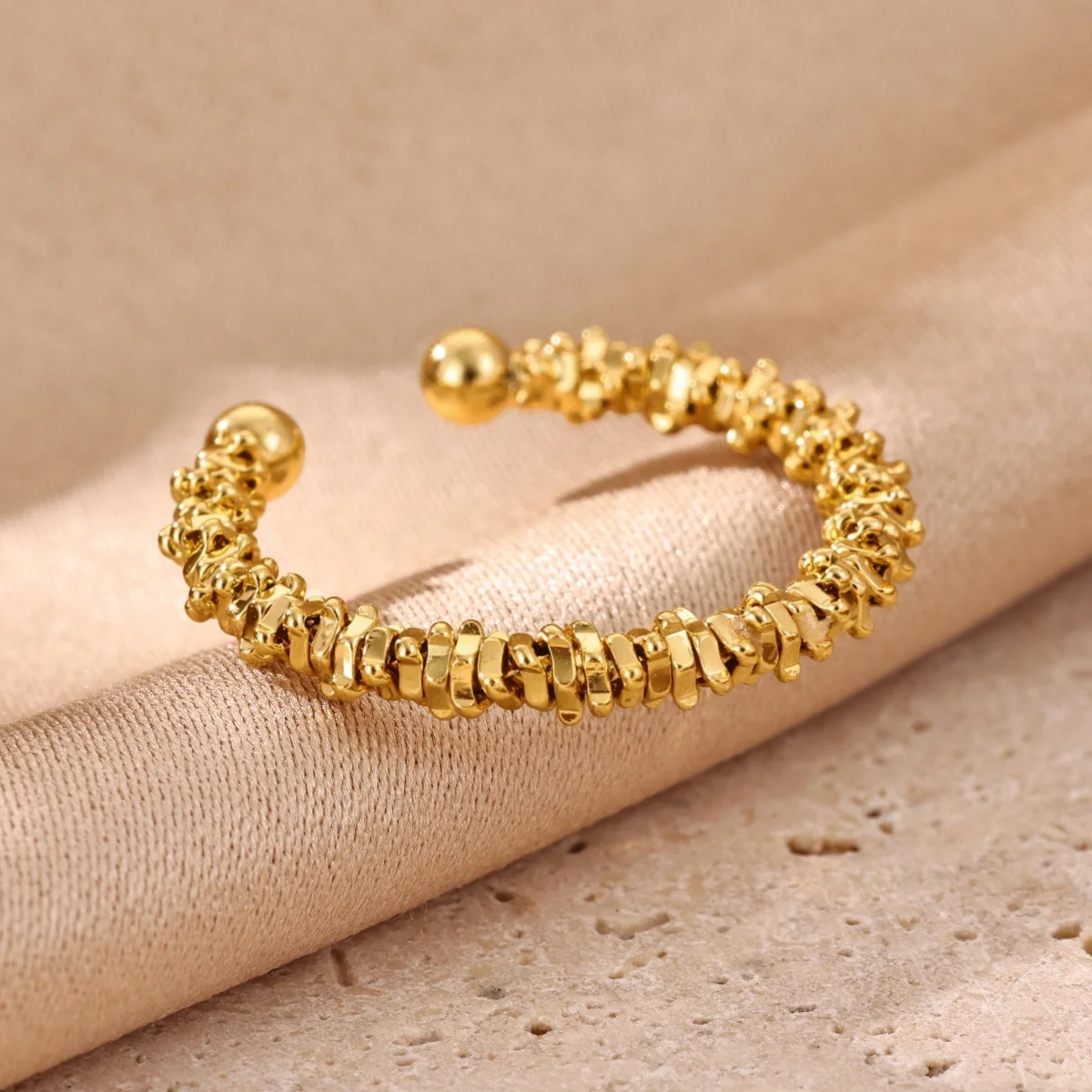 Stacked Multiple Spherical Beads Ring Stainless Steel 18K Gold-plated Ring for Women Christmas Gifts Wedding Jewelry Accessories