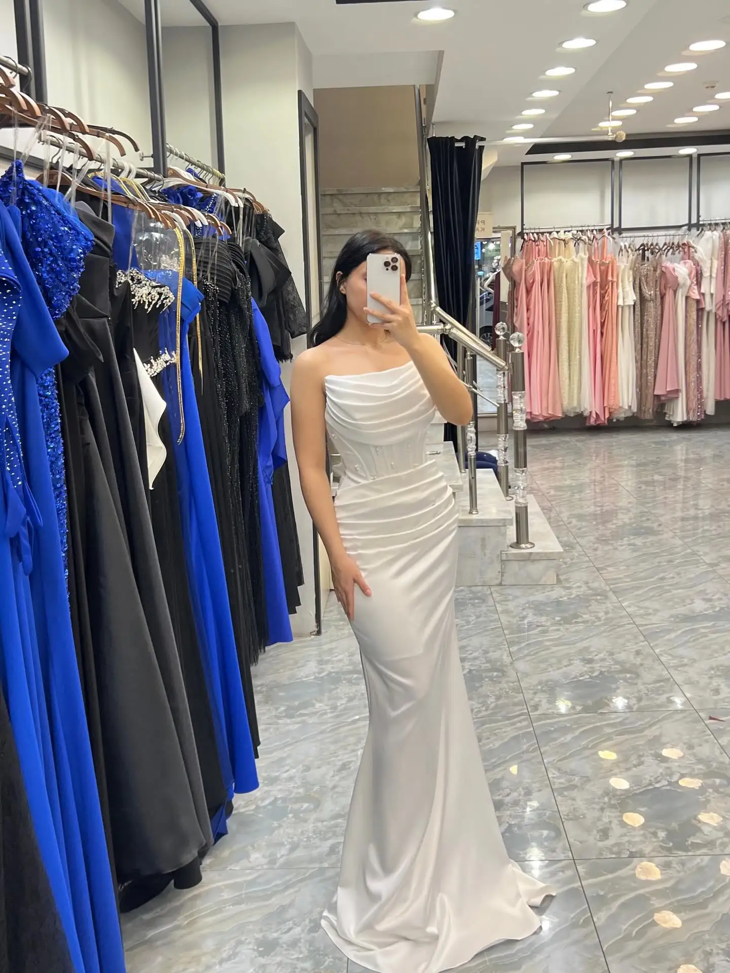 فستان حفلات أنيق مخصص بدون حمالات أبيض حورية البحر فساتين سهرة للحفلات بطول الأرض مناسبة خاصة سعودية #3