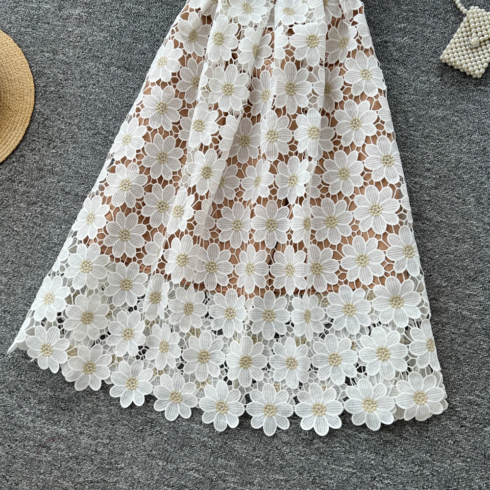 Clothland المرأة خمر فستان الدانتيل الأبيض نمط الأزهار الجوف خارج الخامس الرقبة ألف خط الإناث الرجعية فساتين متوسطة الطول Vestido QE301 #5