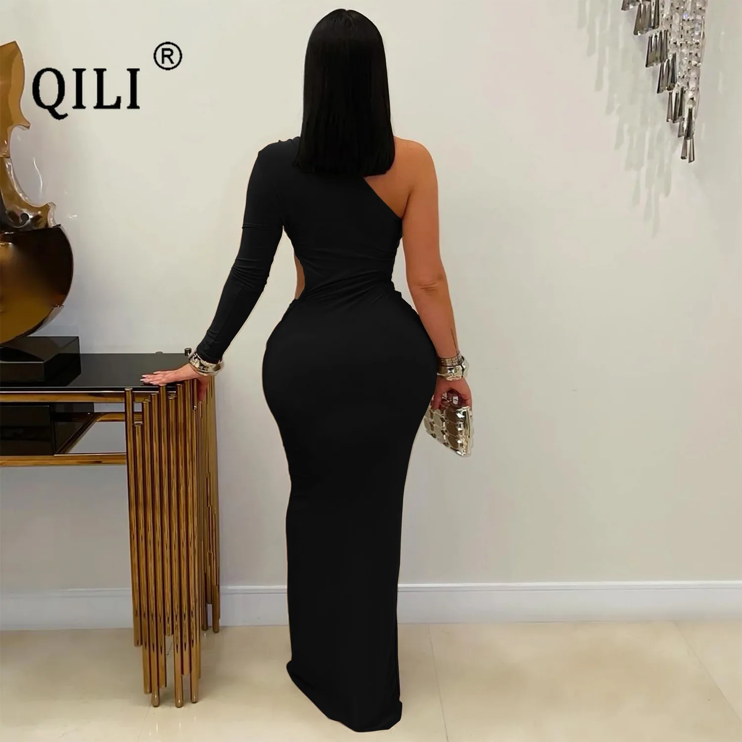 فستان QILI بكتف واحد وأكمام طويلة للنساء، فساتين سيدة سوداء مثيرة
