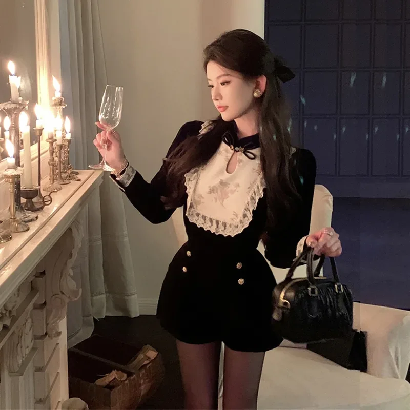 

Французский костюм в стиле ретро, весенне-осенний новый возрастной бархатный топ, женские широкие брюки, короткие брюки, комплект из двух предметов