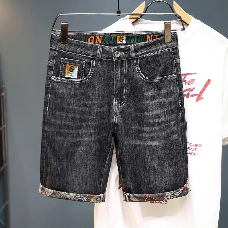 Celana Pendek Denim Bordir Pria Musim Panas Jeans Ala Jalanan Kepribadian Ramping Fashion Lurus Celana Pendek Pria Bermuda Mewah