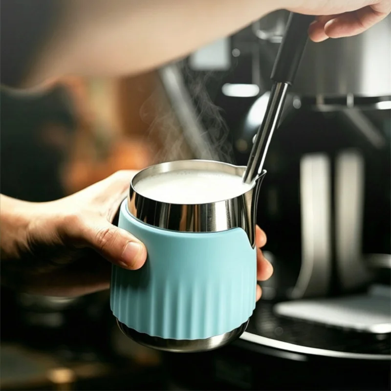 Espresso Milk Frothing Pitcher 430ml with Anti‑scald Heat‑resistant Silicone Sleeve,Milk Frothing Jug for Barista Milk Steaming