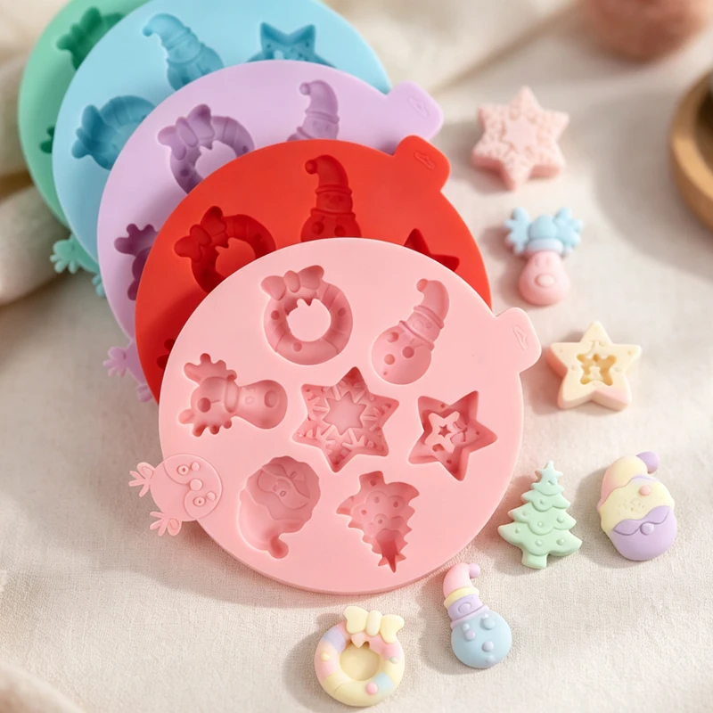 Christmas Silicone Cake Mold 7-Cavity Santa Claus Snowman Christmas Tree Snowflake Reindeer Chocolate Candy Cookie Baking Mold
