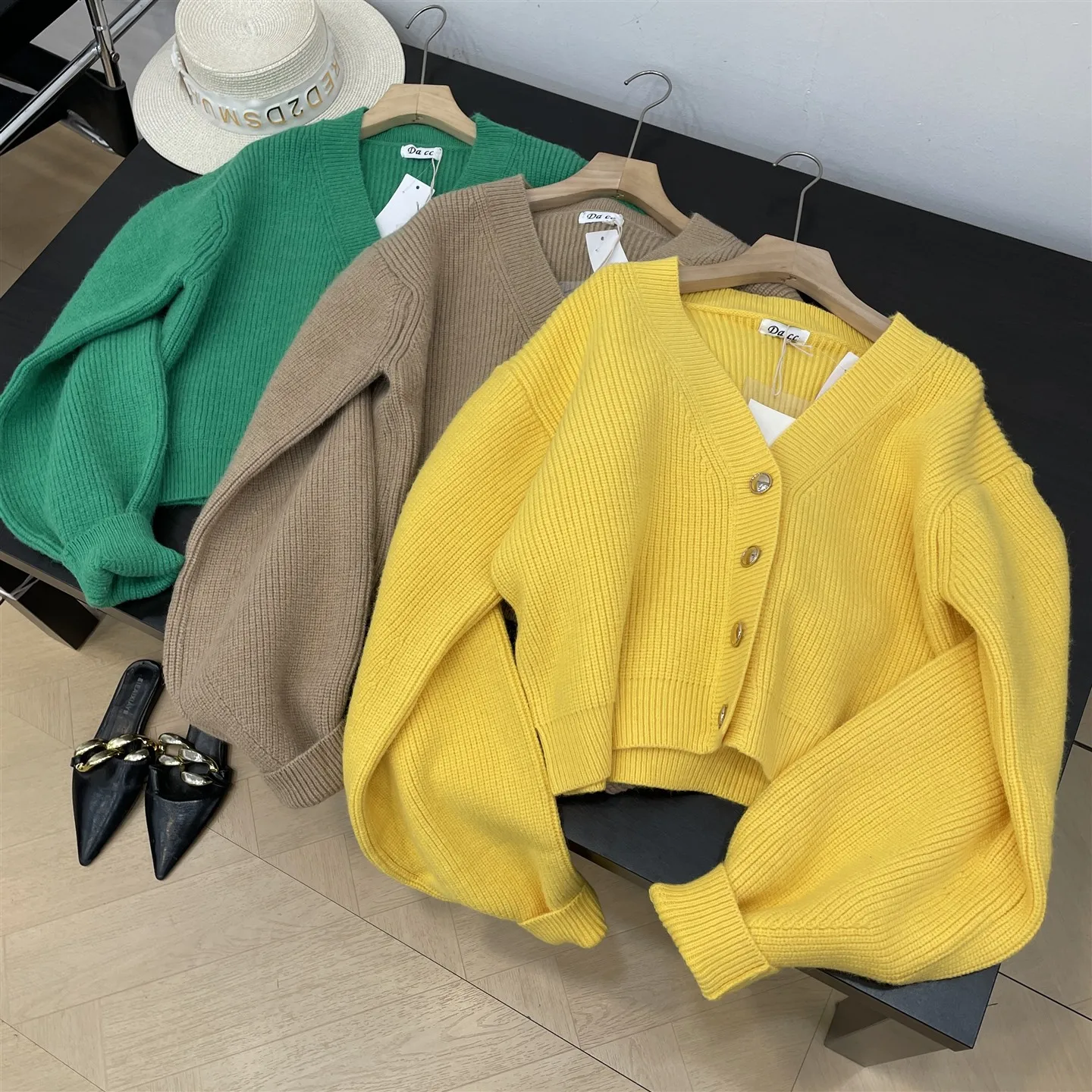 

Women's Knitted ort V-Ne Loose Sweater Cardigan Autumn Winter Faion Sweet Sle Regular Sve Length Straight Cut