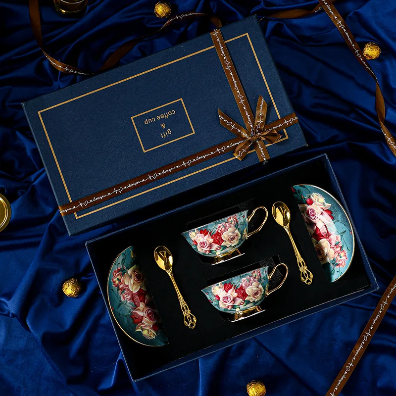 

Retro Imperial European Coffee Cup Set Porcelain Tea Sets Luxury Gift Bone China Ceramic Cafe Wedding Decoration Drinkware