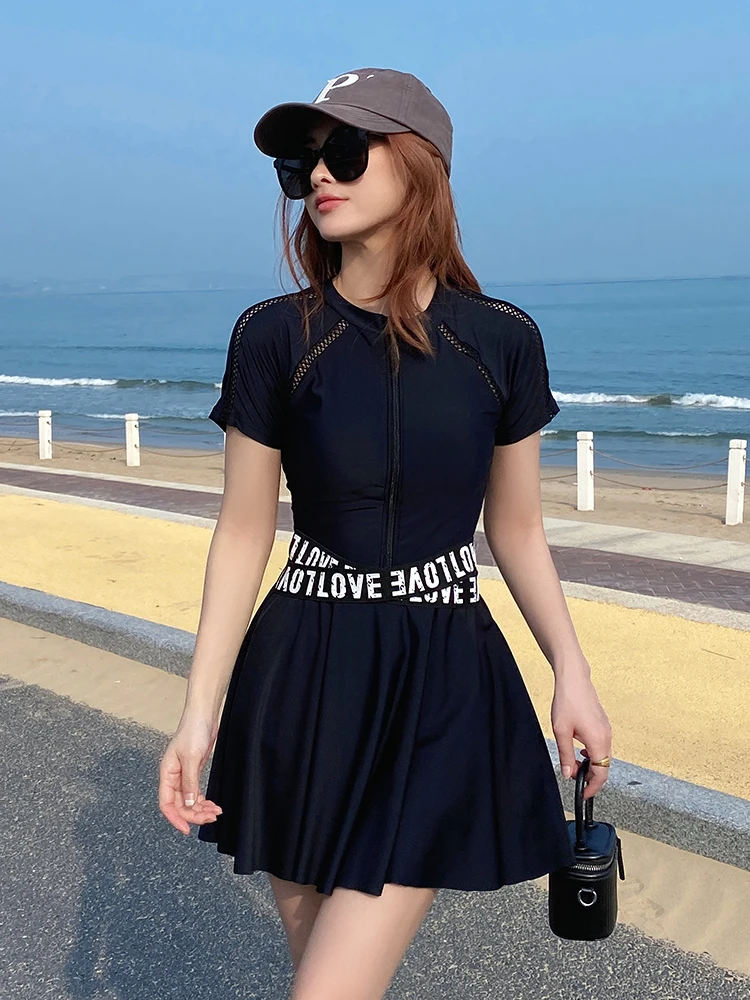 

Spor One-Piece Swimsuit for plus Size Women Conceals Tummy Flattering Design Ideal for Hot Springs And Swimming Enthusiasts