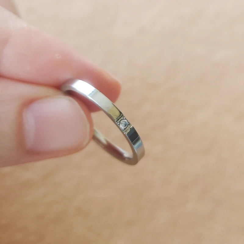 Rosegold-Plated Stainless Steel IP Planting Women And Men Rings Width 2mm No Fade Good Quality Tianium Fashion Jewelry