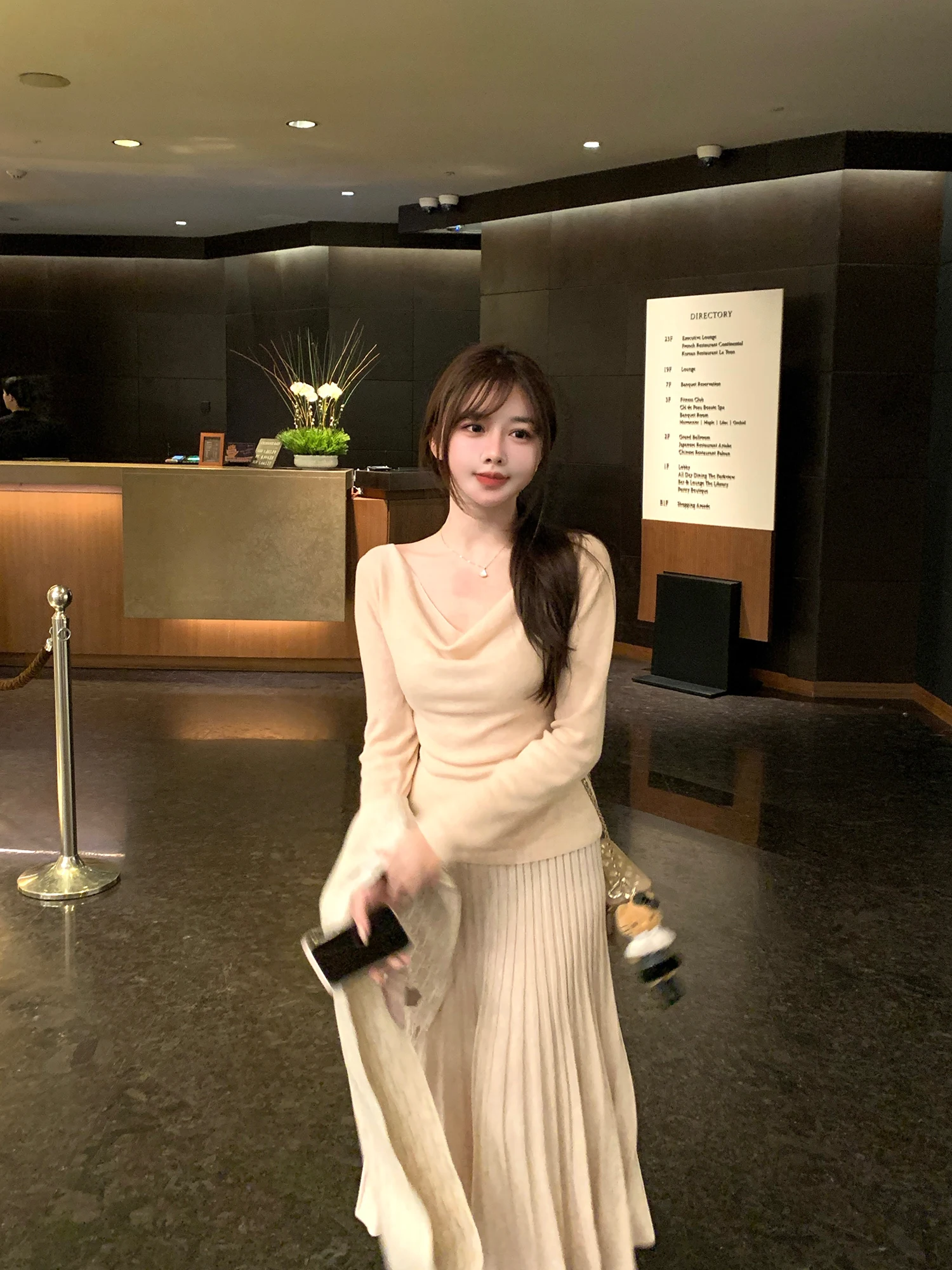 

LiiSnowy Winter Gentle Wind 30% Wool Knitted Skirt Pleated Accordion f Umbrella Skirt for Teenage Girls High Waist Design