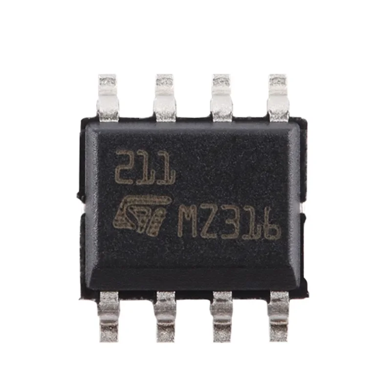 1PCS Genuine LM211DT SOP-8 Voltage Comparator Chip with Sensor