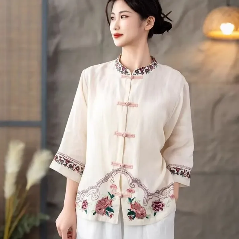 

Новая женская блузка в китайском стиле из льна с воротником-стойкой, вышивкой и рукавом три четверти, топ в стиле Тан с застежкой на пуговицах-лягушках