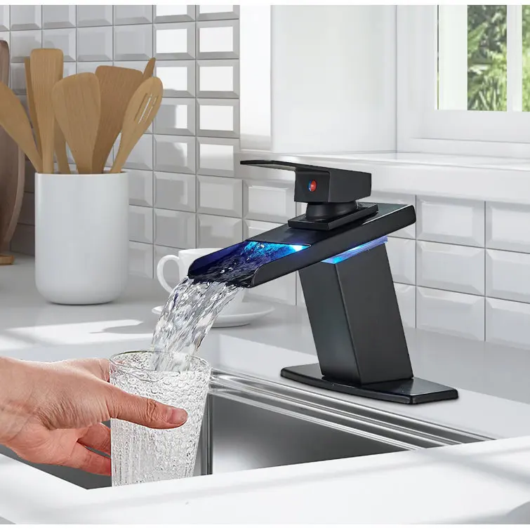 

Смеситель для раковины черный, латунный, с эффектом водопада, для ванной комнаты, горячая и холодная вода