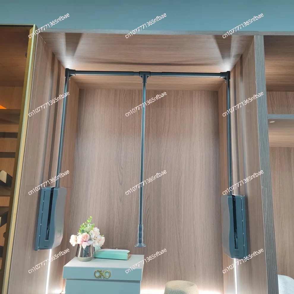 Pull‑Down Closet Rod – Adjustable Height Clothes Hanger Rail for Wardrobe Storage Organization