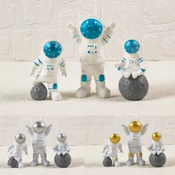 Astronaut Cake Topper Outer Space Theme Birthday Party Cake Decoration Universe Planet Series Cake Topper Kids Birthday Gift