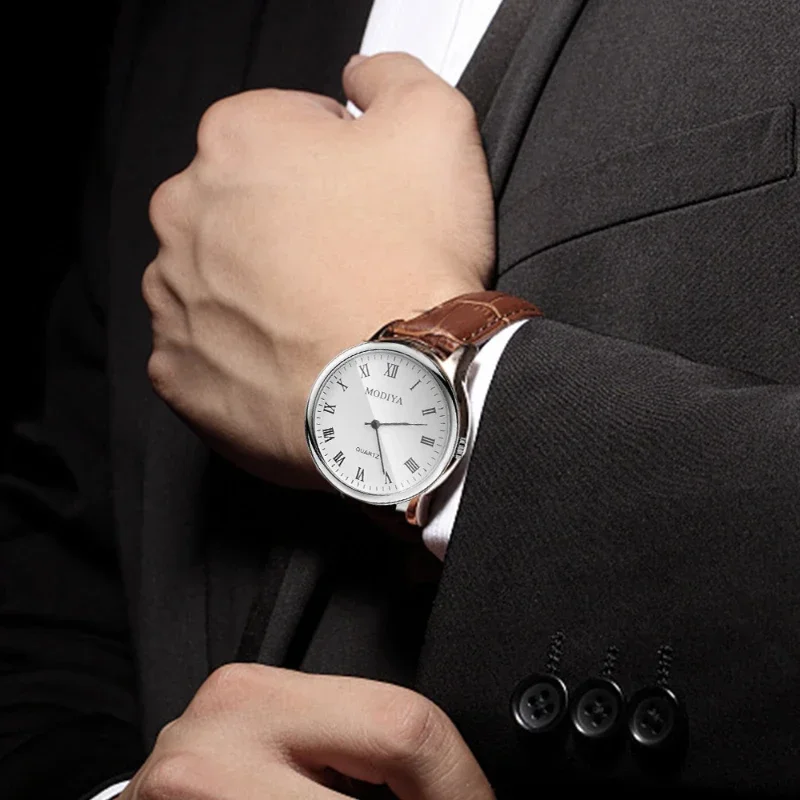 Men's Luxury Leather Strap Quartz Watch - usage example