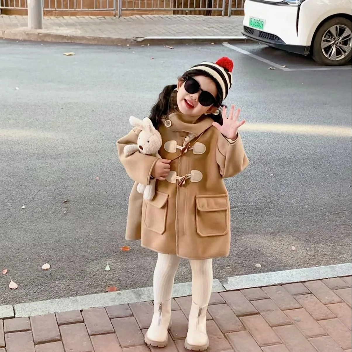 Girls Wool Coat Children 2024 New Autumn Winter Collection Horn Button Hooded Long Warm Coat Fashion Simple Casual Coat