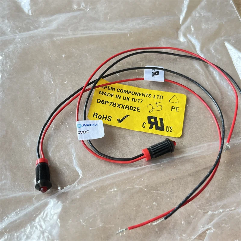 Q6P7BXXR02E Indicador de panel LED Apem importado 2Vdc 6 mm