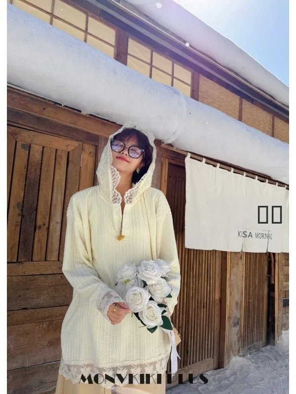 

Худи-футболка больших размеров с кружевом, повседневная, свободного кроя, из смесового полиэстера и хлопка, с длинными рукавами, влагоотводящая, с растительным цветочным принтом, для женщин