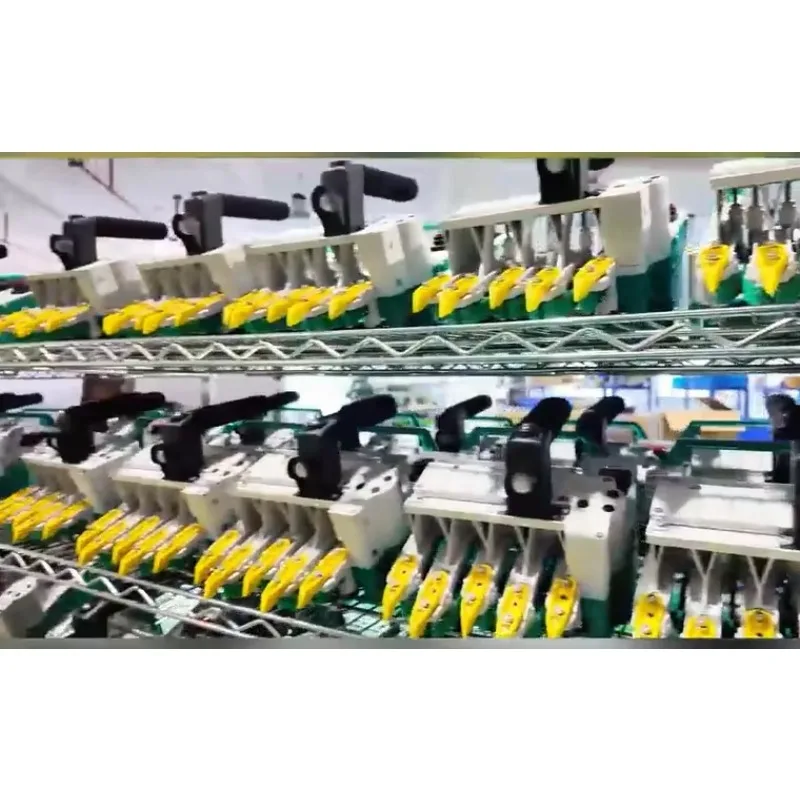 e62025 Newly Design Backpack Battery Single Hand Operated Mini  Picking Harvester Machine