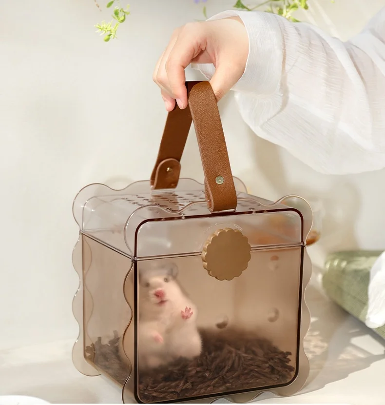 PC Hamster Travel Cage Biscuit Carrying Cage Easy to Carry Small Hamster Cage for Small Animals