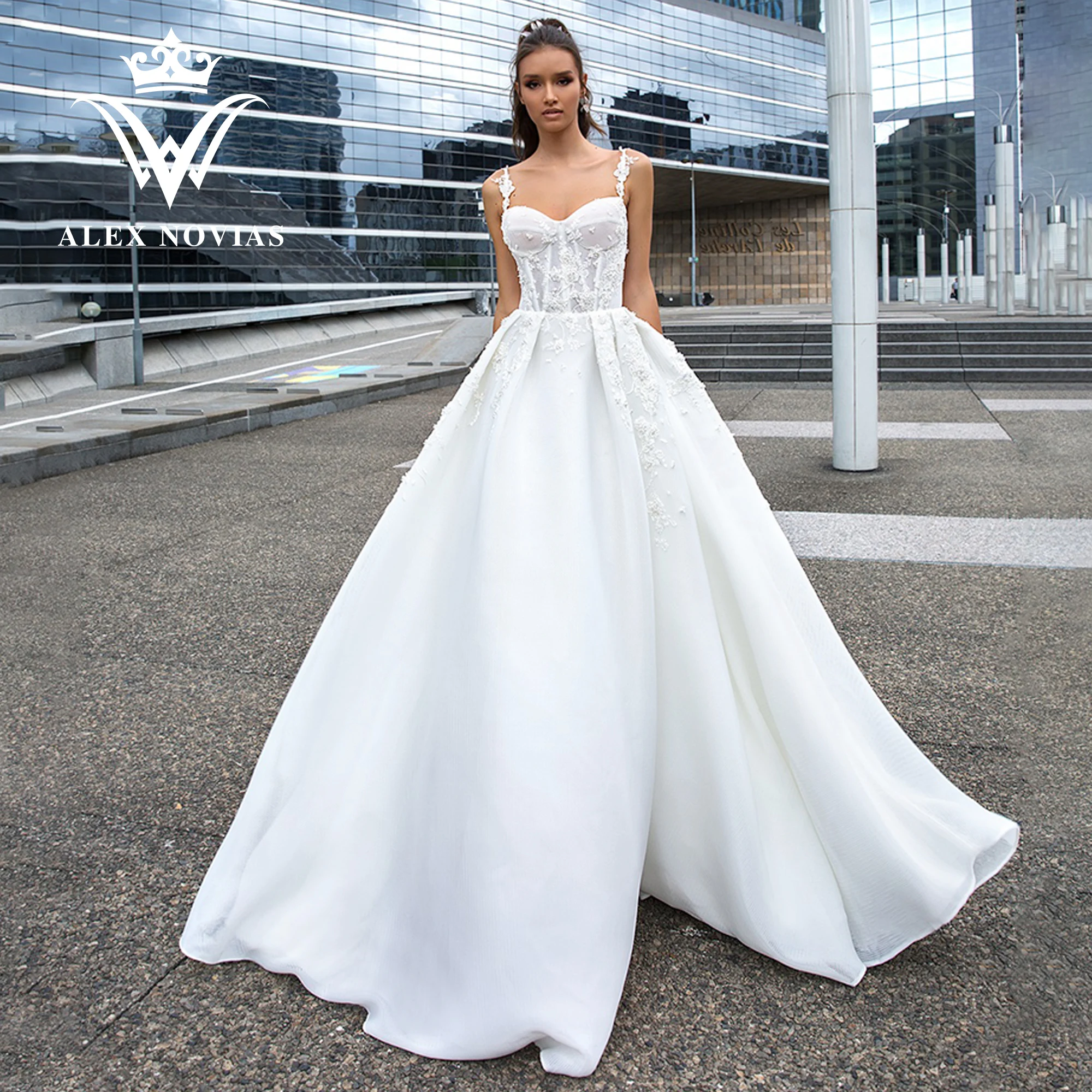 

ALEX NOVIAS A-Line Wedding Dress For Women 2023Chic Sweetheart Spaghetti Straps Appliques Flowers Wedding Gown Vestidos De Novia