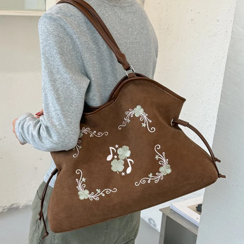 Koreanische Umhängetasche mit Kordelzug, ethnische Blumen- und Musiknoten-Stickerei, große Handtasche für Damen, Vintage-Handtasche für den Winter. – Detail 10