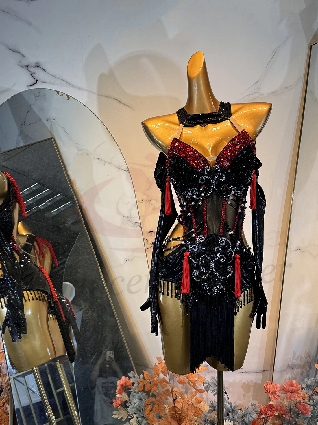 

Женское элитное черно-красное ультра короткое искушение Samba для латинских танцев с бриллиантами, роскошное платье для выступлений на заказ