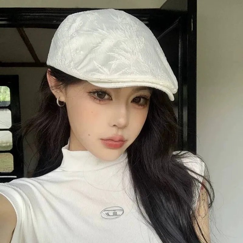 Neue koreanische Baseballkappe im Nationalstil mit Bambusblatt-Stickerei für Damen – Lässige Streetwear Trendy Marken-Frontcap