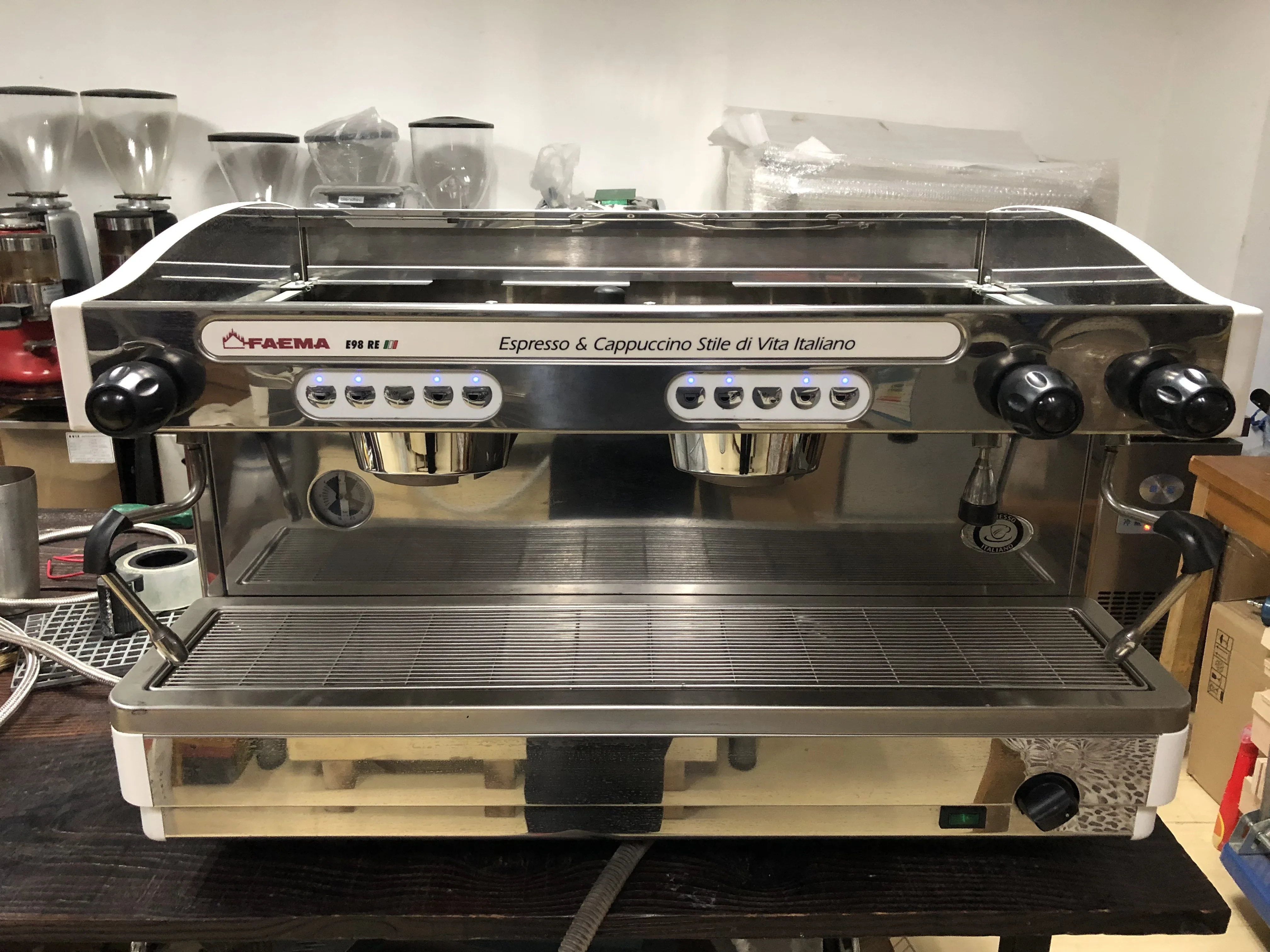 E98 RE A/2 Italian semi-automatic coffee machine electronically controlled disassembly