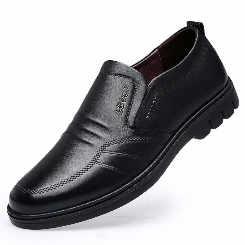 Mocasines de cuero para hombre, zapatos informales, zapatillas antideslizantes, zapatos de vestir masculinos, planos transpirables ligeros, Calzado cómodo de verano