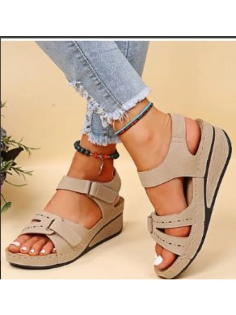 

Новинка, украшение с золотым бантом, пикантные женские туфли на высоком каблуке, роскошные дизайнерские туфли высокого качества, элегантные туфли-лодочки с круглым носком и ремешком на щиколотке