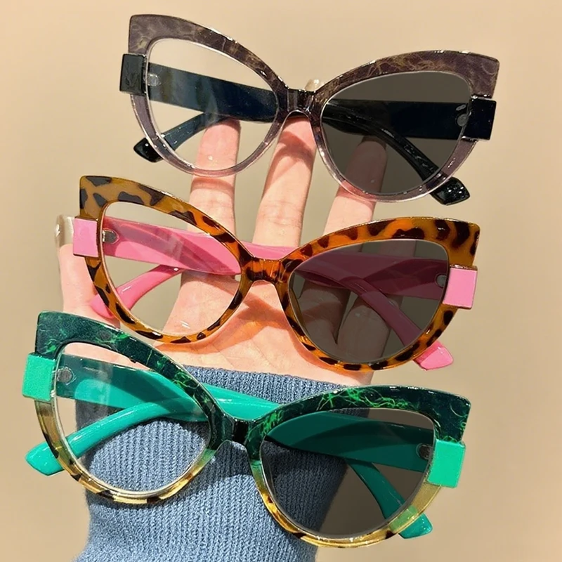 

Cat Eye Photochromic Myopia Glasses for Men Women Anti-UV Sunglasses with Prescription Retro Large Near Sight Eyewear 0-1.0-4.0