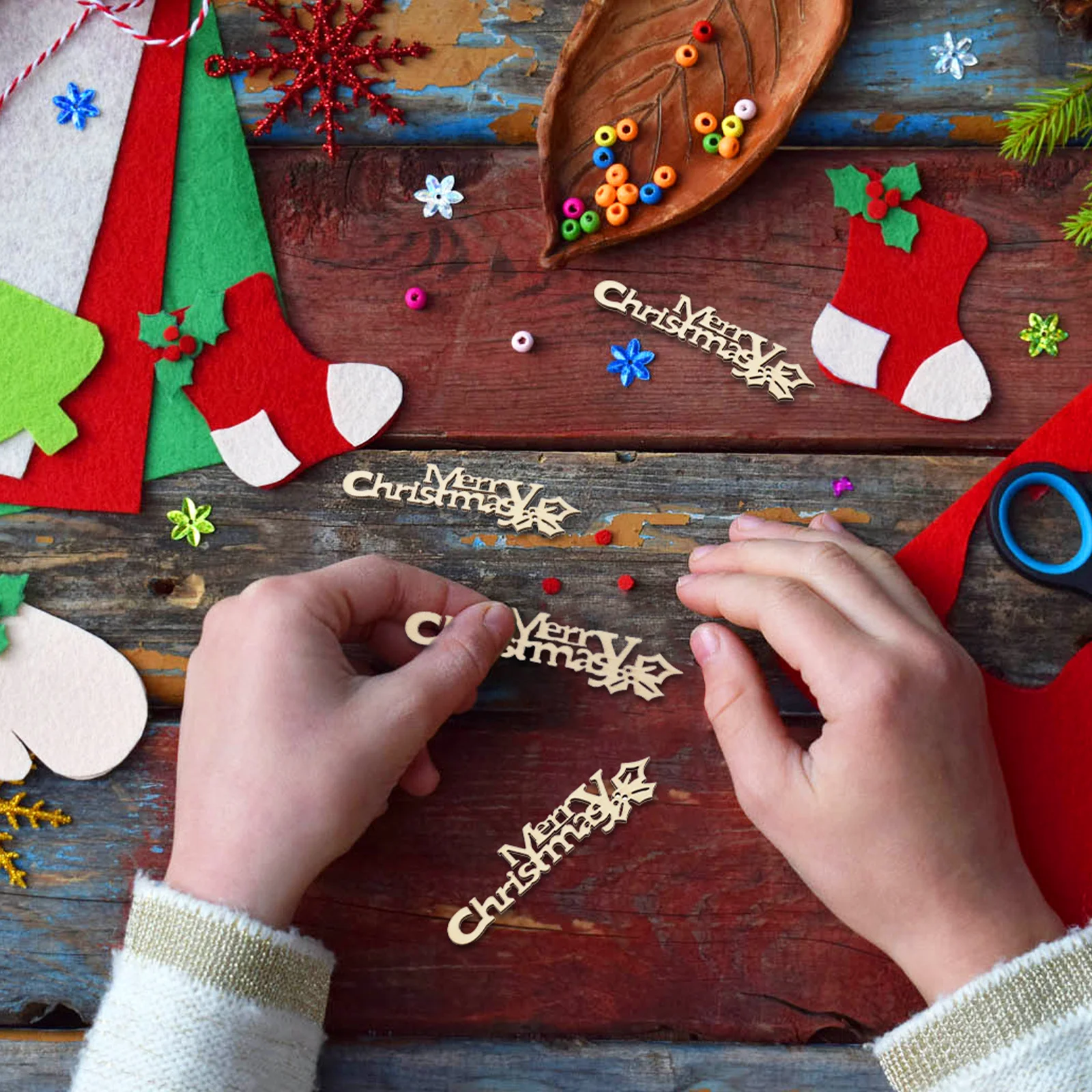 

Wooden Ornaments for Christmas 20Pcs Unfinished Craft Cutouts DIY Holiday Decor for Scrapbooking Handmade Sewing Merry Words