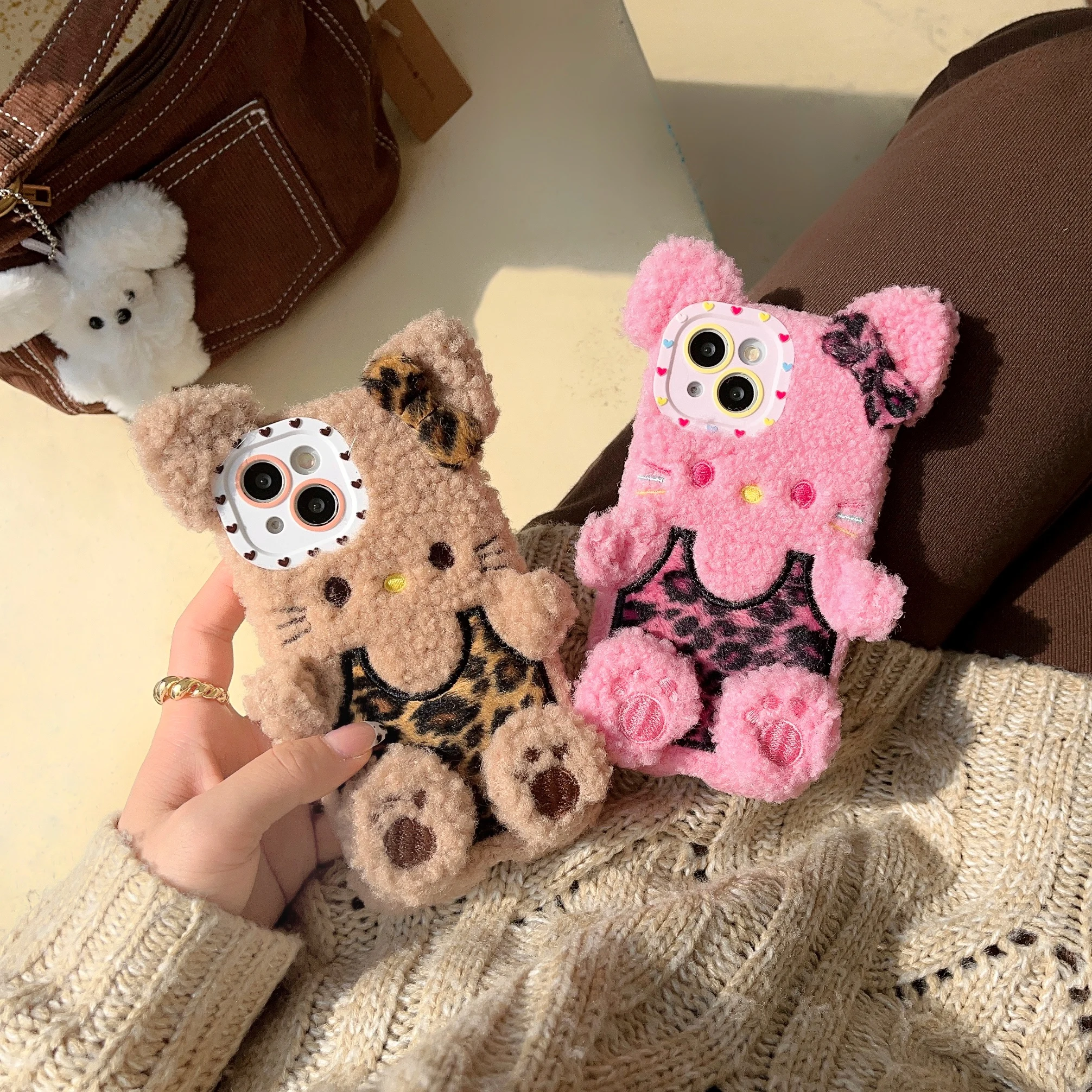 Plush Leopard Kitty Phone Stand Phone Case For iPhone11 12 13 14Pro Max Silicone Soft For iPhone 15 15Pro Max Back Cover Case