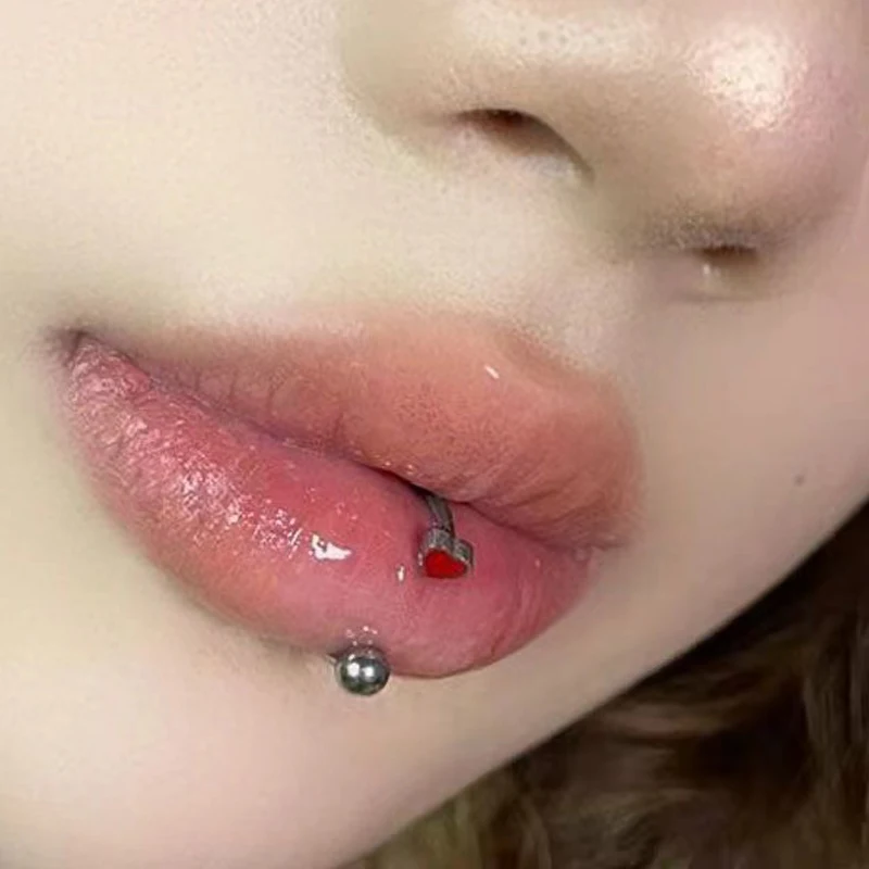 Love Lip Ring Titanium Steel Larbet Horseshoe Ring Ear Bone Stud Piercing Ornament Hot Girl Sweet Dripping Oil Nose Piercing