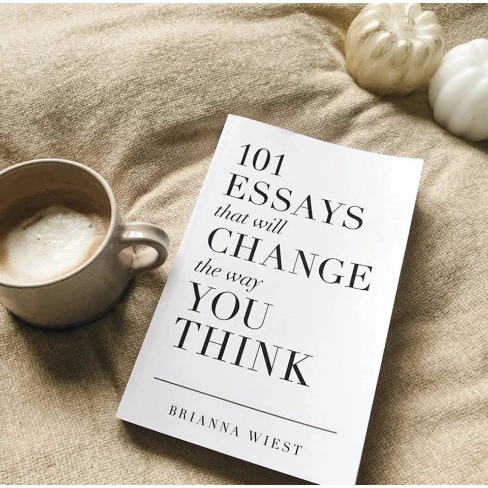 101 Essays That Will Change The Way You Think Paperback English Book