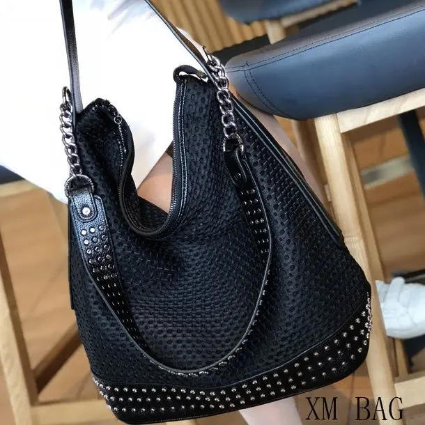New Hollow Fabric Breathable Large Bag For Women With Genuine Leather Stitching, Soft Leather Rivets Large Capacity Shoulder Bag