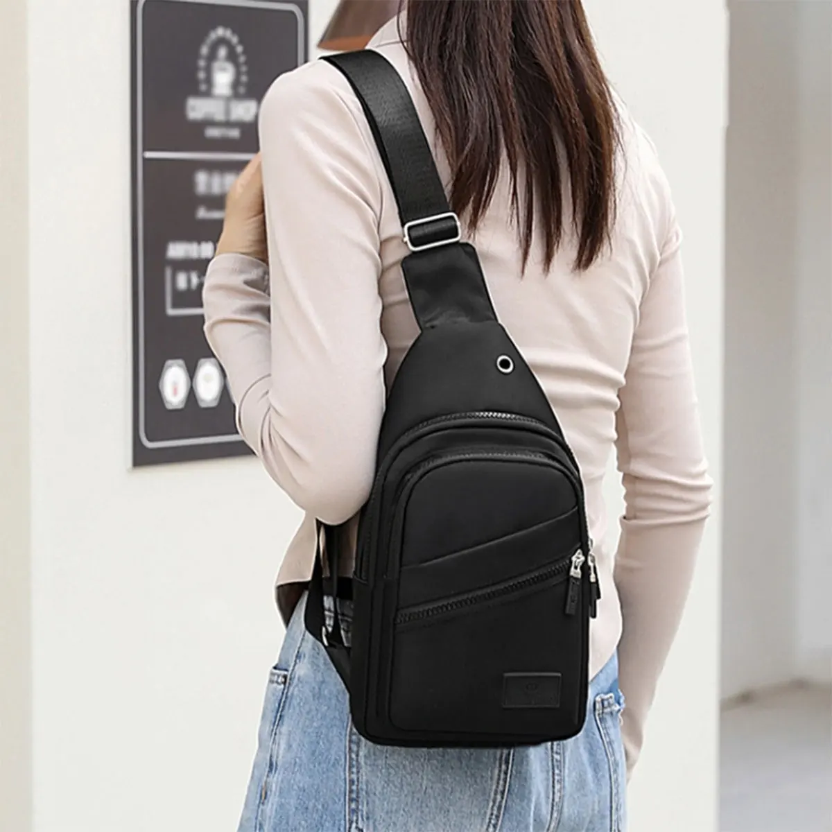 New fashion female breast bag lightweight Oxford cloth bag Korean version of leisure sports shoulder bag with chest crossbody ba