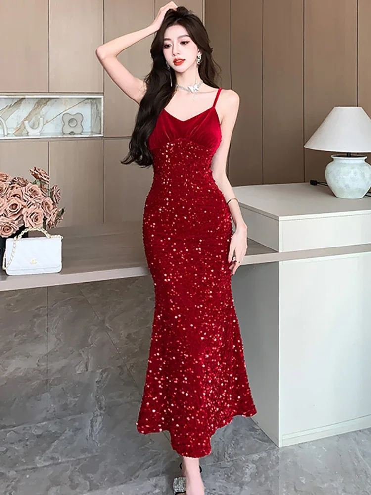 2024 Red Velvet paillettes Chic Sling Sexy abito lungo coreano Vintage elegante abiti da Gala donna autunno inverno vestito da sera aderente